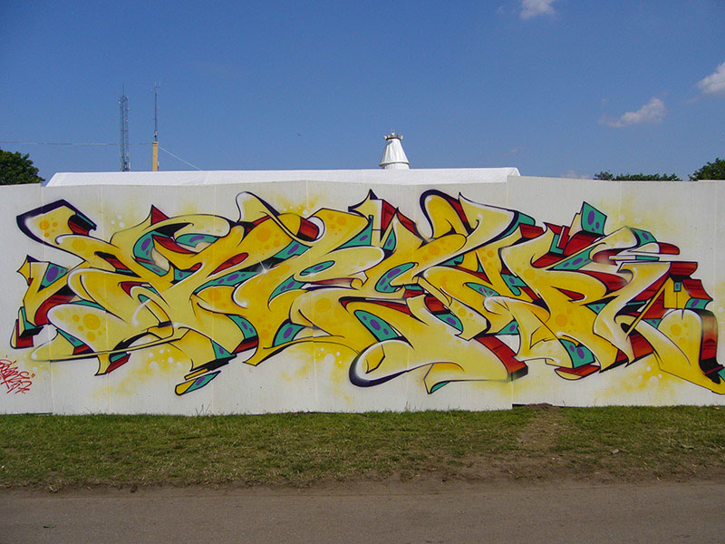 %_tempFileName(0000-00-00%2000-00-00)Panasonic%20DMC-FX8%20(2560x1920)2216576%