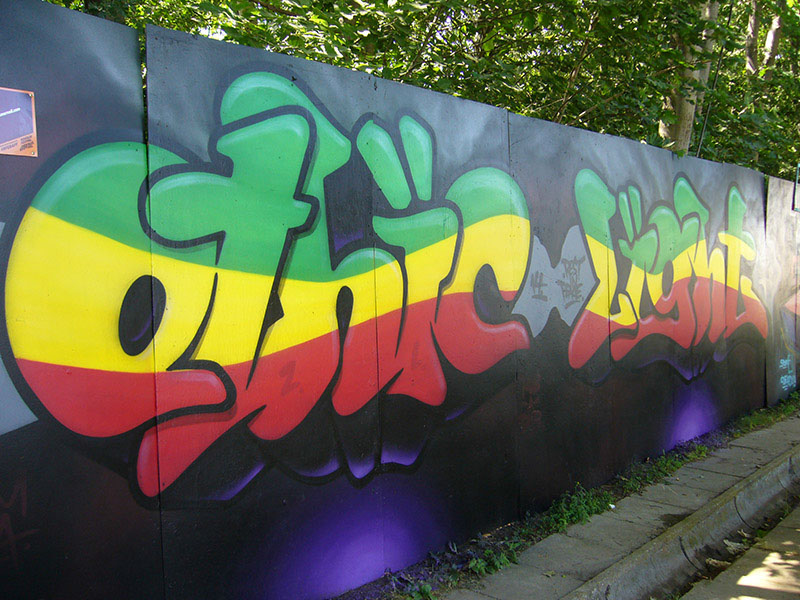 %_tempFileName(0000-00-00%2000-00-00)Panasonic%20DMC-FX8%20(2560x1920)2471488%